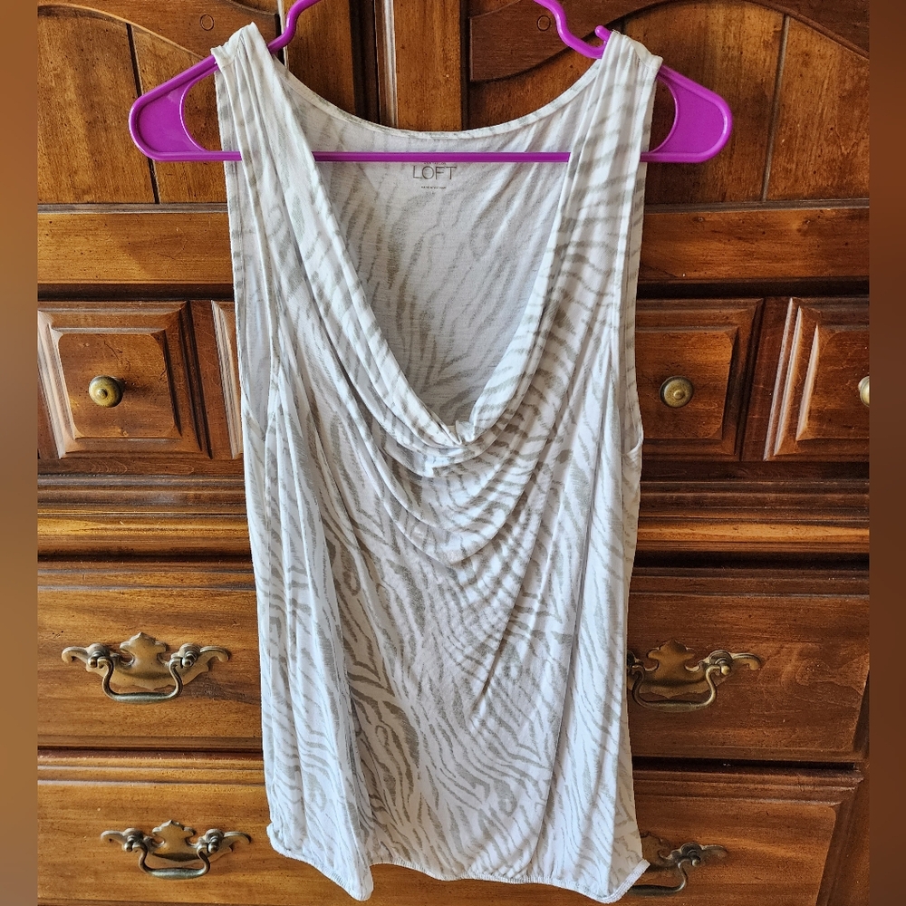 LOFT Women's White/Gray Sleeveless Top